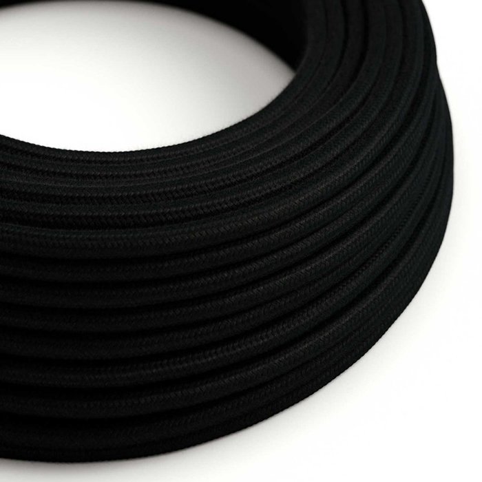 czarny kabel tekstylny do lampy